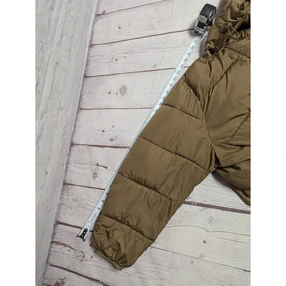 H&M Oversized Puffer Jacket Women's Medium/ Large EUC 999 - Picture 7 of 7